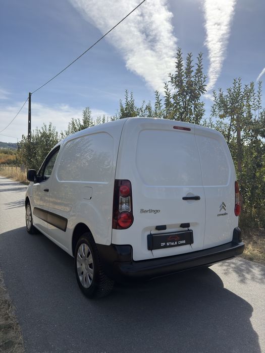 Peugeot Partner (3 lugares)