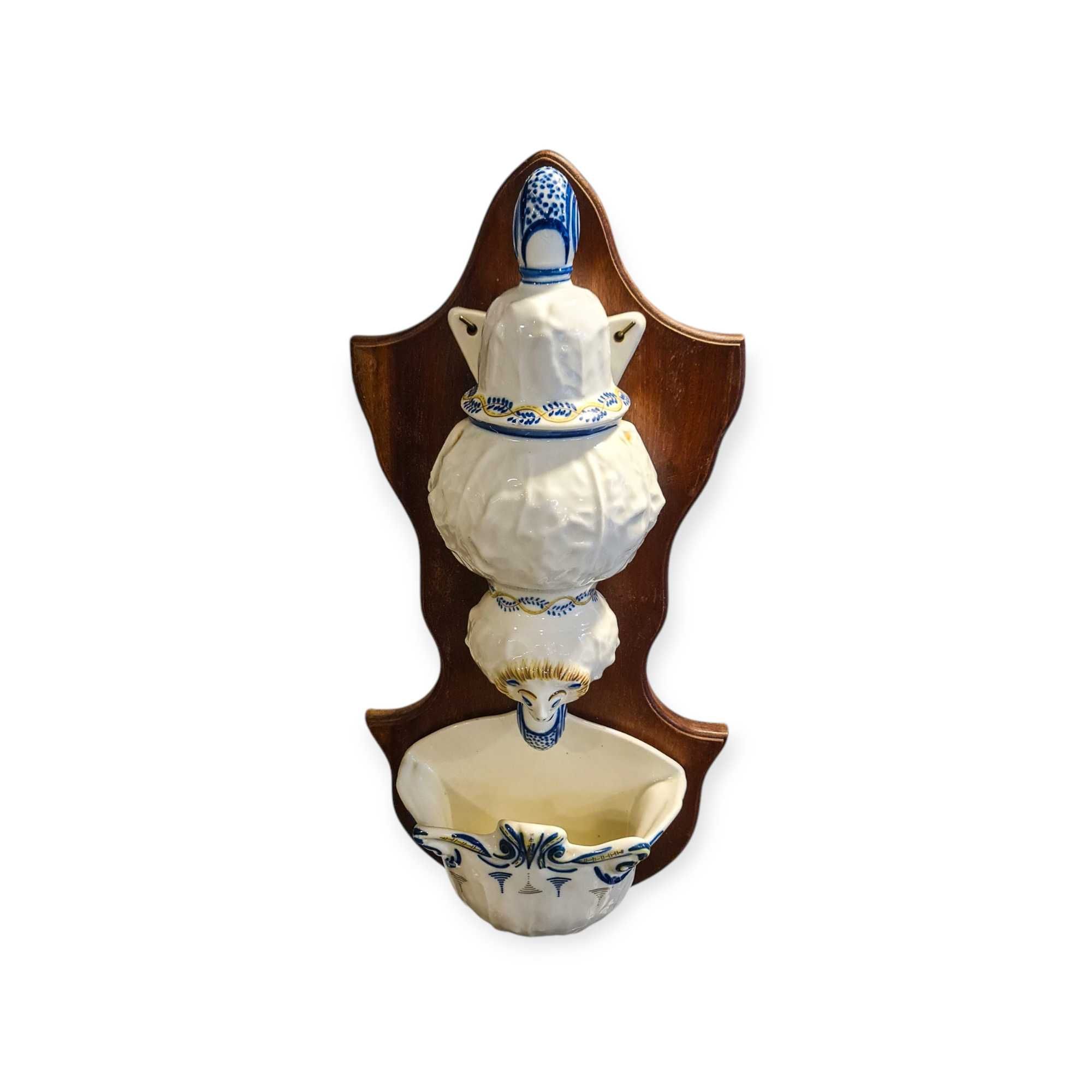 Fonte Parede Louça de Viana – Peça Decorativa Rara e Exclusiva