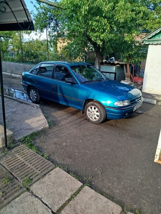 Продам  автомобіль