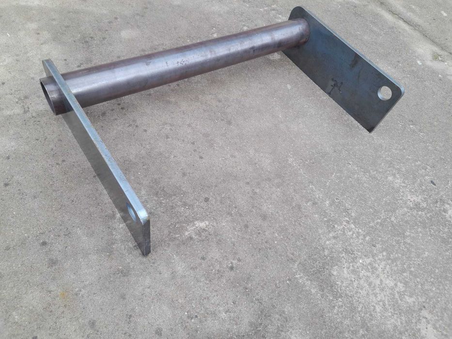 Mocowanie uchwyt uszy do ładowarki Manitou Merlo Kramer Claas MF JD