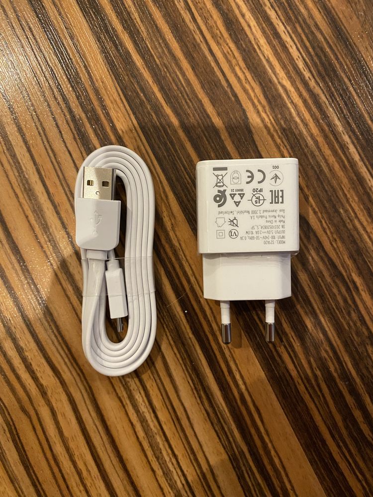 Ładowarka USB plus kabel USB-micro