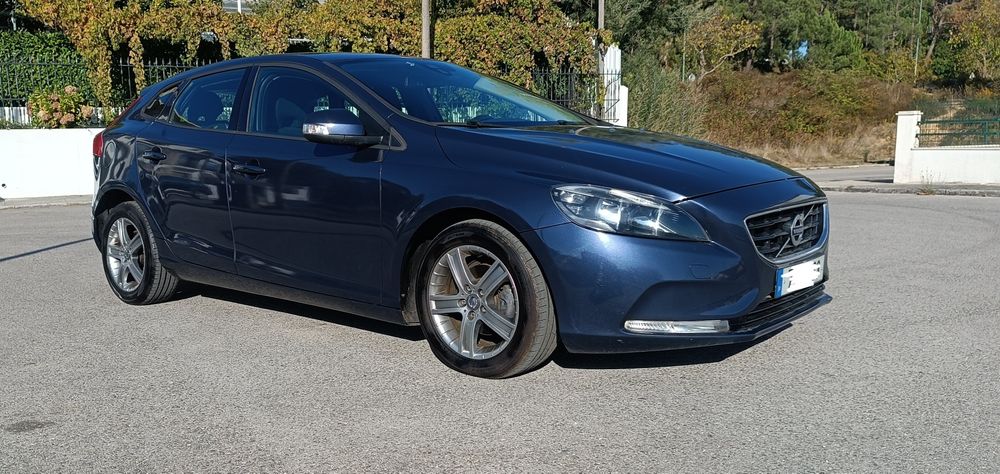Volvo v40 1.6 D2 possibilidade de financiamento