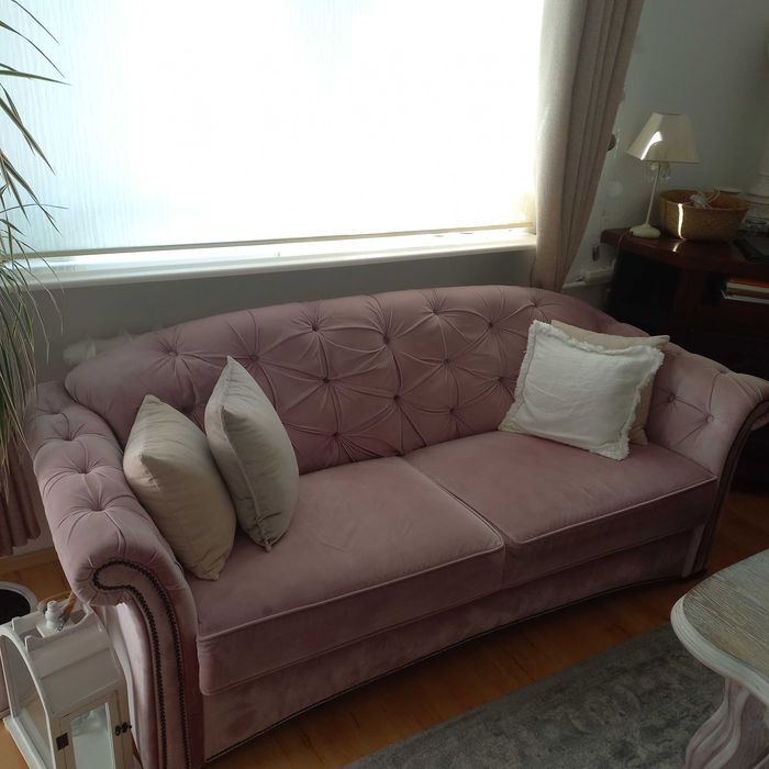 Przepiękna nowoczesna kanapa chesterfield, sofa 3 osobowa, pudrowy róż