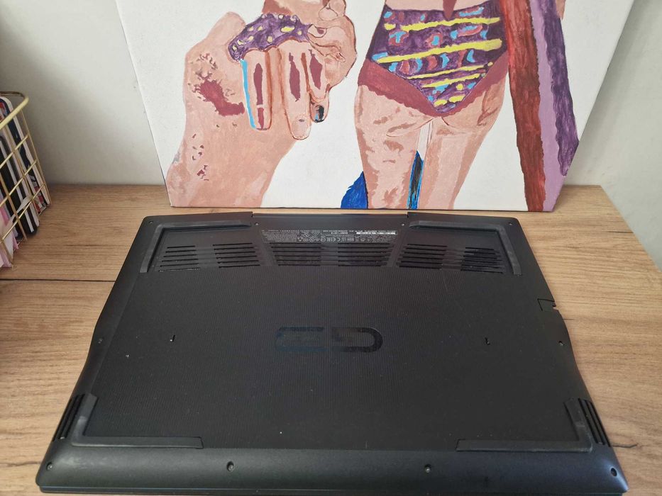 Dell Gaming G3 15/Full IPS/Core i5-9300H/16GB/SSD256/GTX1650 4GВ