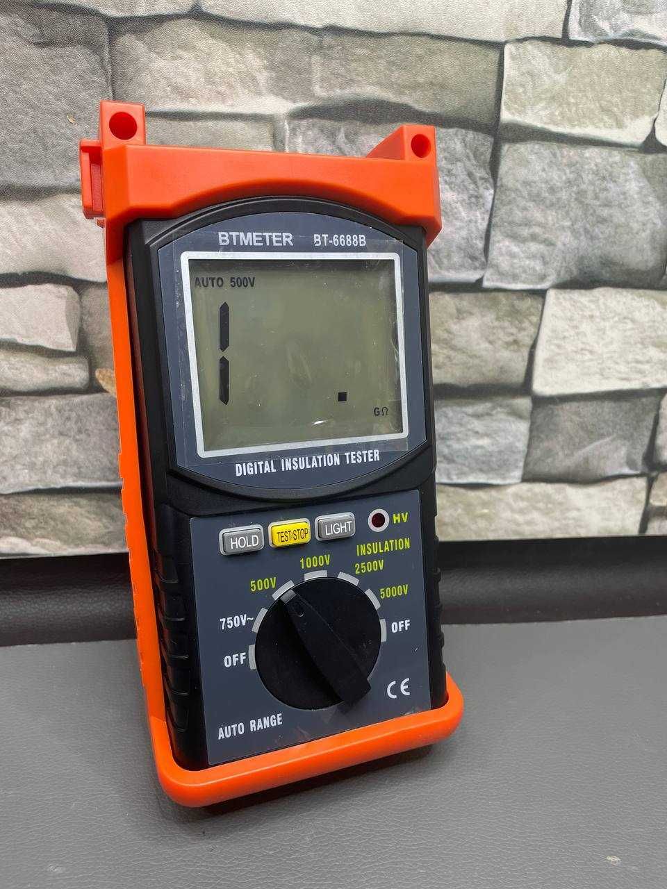 Цифровий тестер опору ізоляції BTMETER BT-6688B