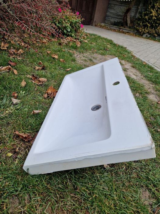 Umywalka łazienkowa 80x42