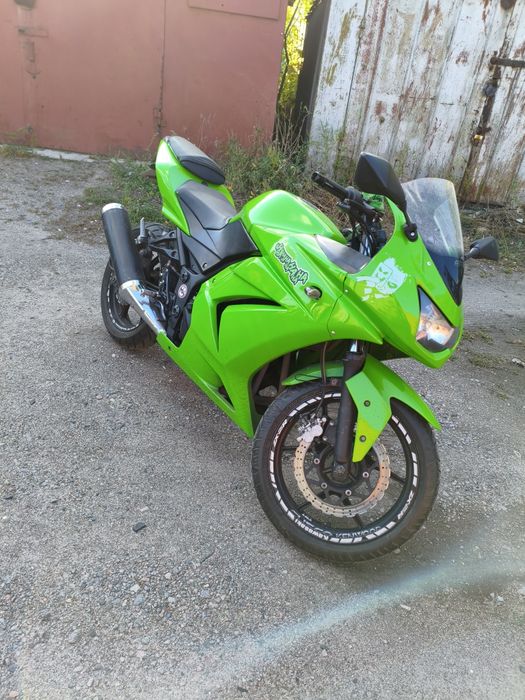 Продам Kawasaki ninja 250r