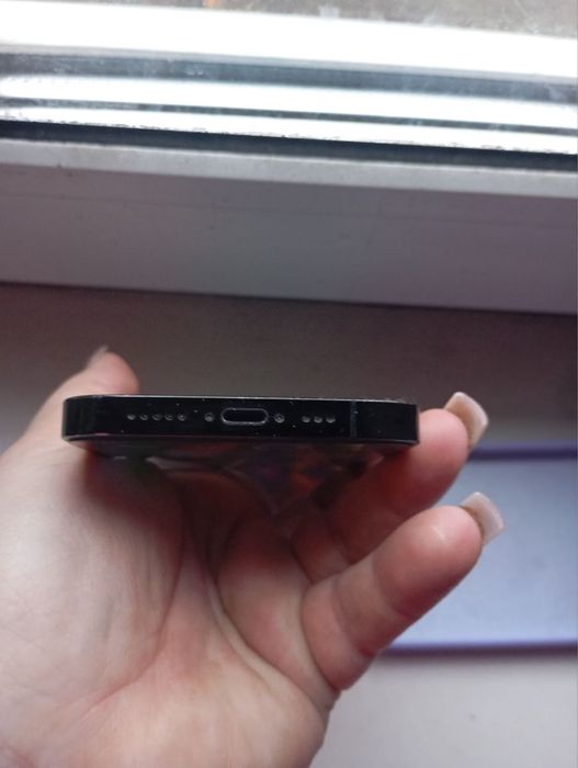 Продам айфон 14 про