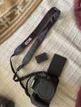 Canon EOS 200D. .