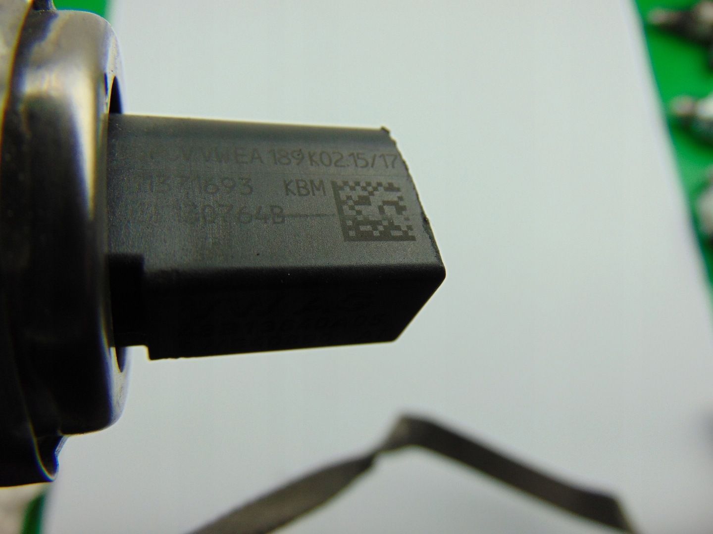 Zawór czujnik regulator ciśnienia paliwa 1,6TDI 03L130764A 5WS40730AT