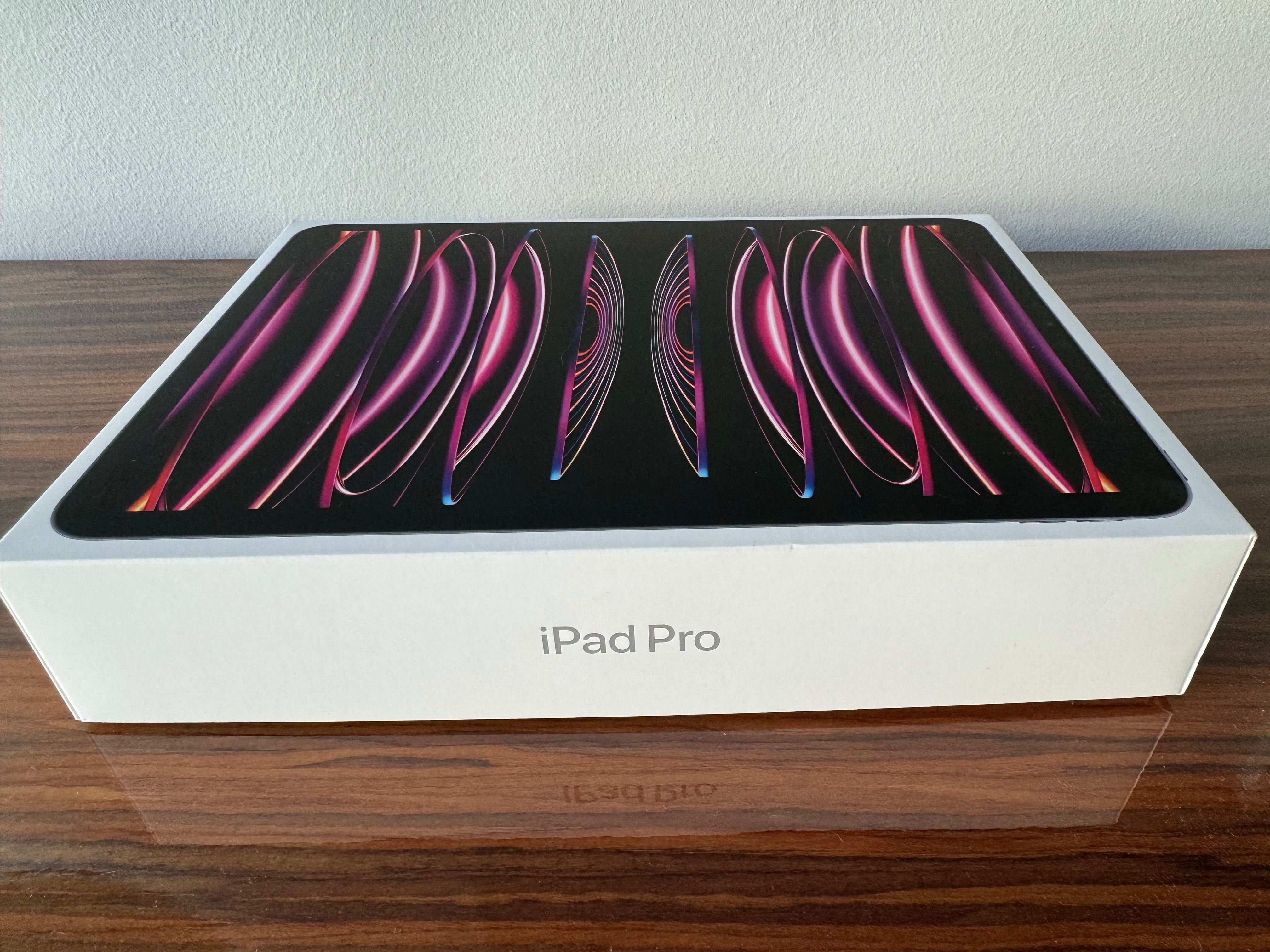 iPad Pro 11" - 256 GB (M2) - 4.ª Geração - Wi-Fi (C/GARANTIA APPLE)