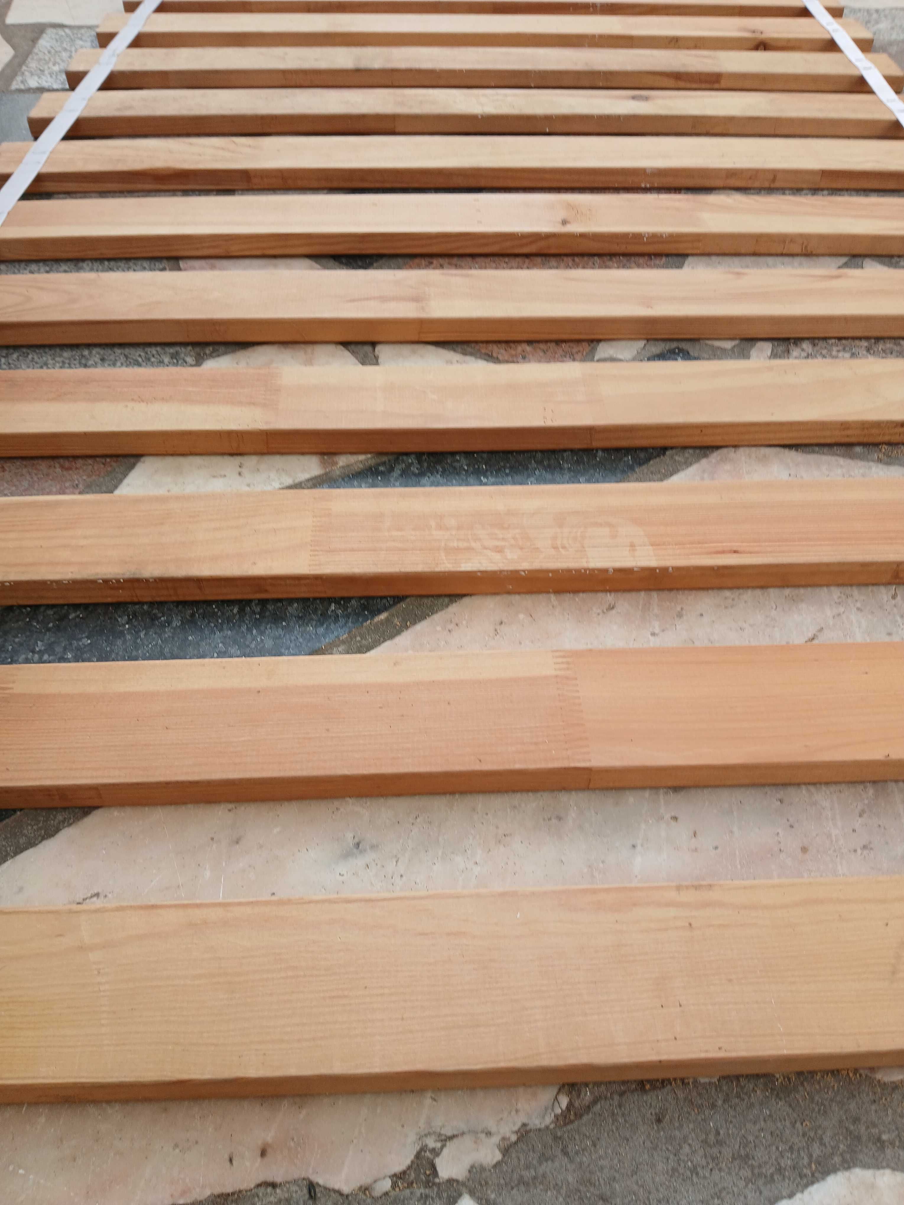 Estrado de ripas ikea