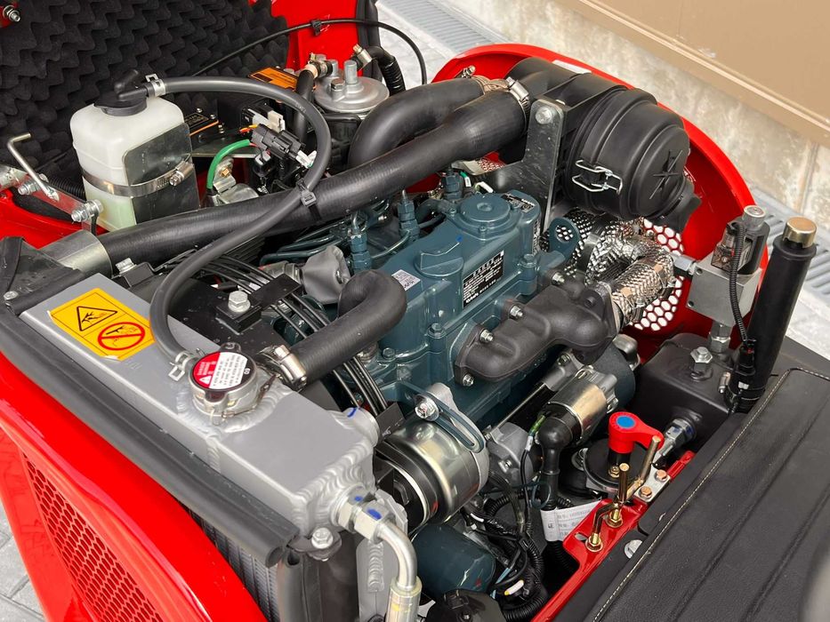 MINI GIRATORIA XN 12.8 RHINOCEROS 1000KG Motor Kubota