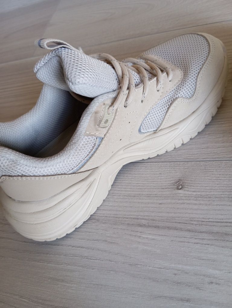 Adidasy Sprandi 33