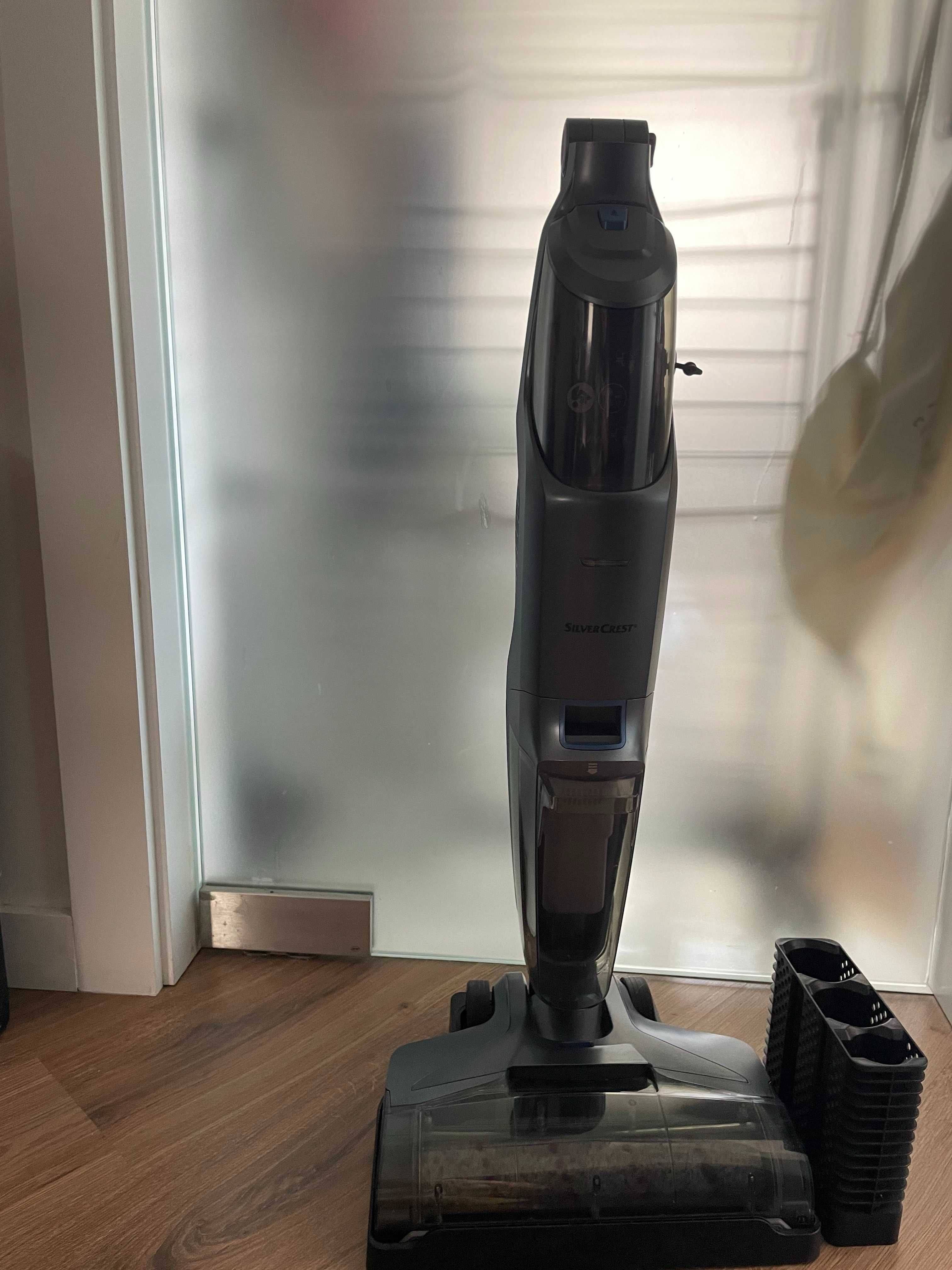 Aspirador 2 em 1 vertical Silvercrest sem fios