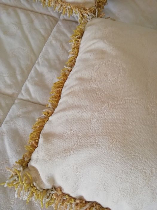 Edredão Almofadas Cortinados Chenille