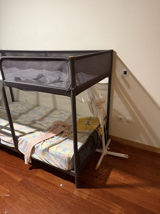 Cama de beliche.