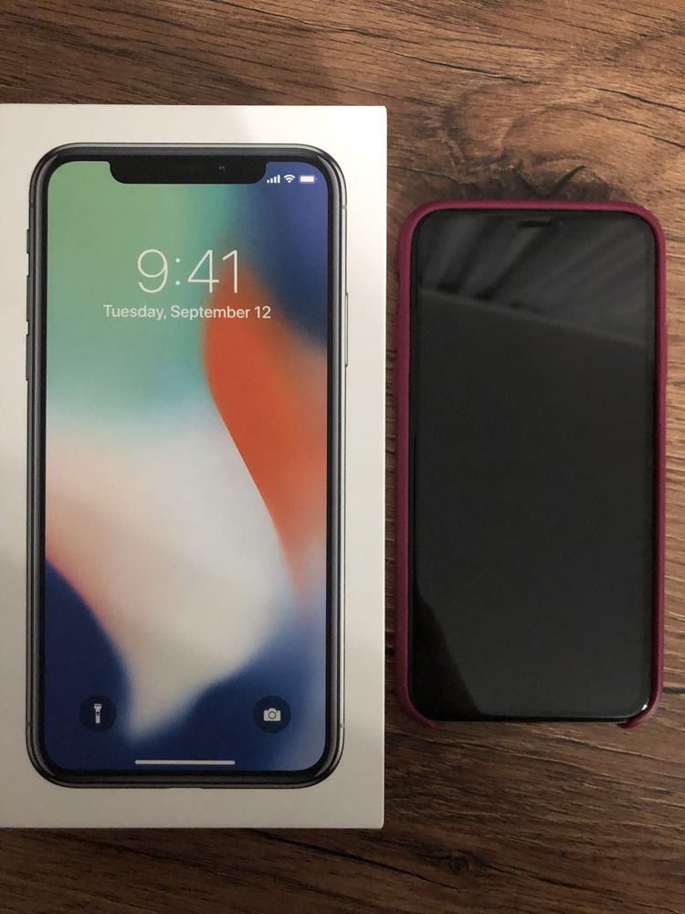 Продам iPhone X