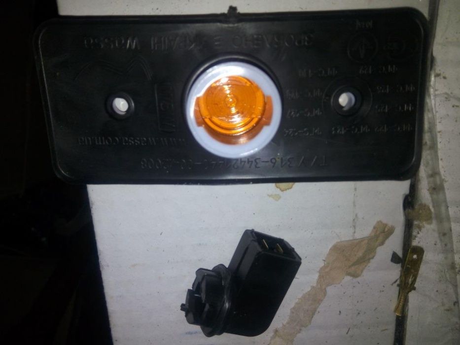 Боковые габаритные огни оранжевые автобус I-Van, Sprinter VW LT Богдан