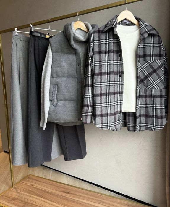 В’язаний жилет жіночий