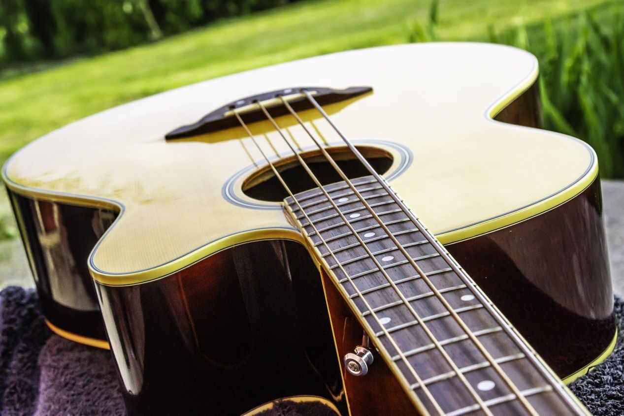 Akustyczna gitara basowa NASHVILLE,