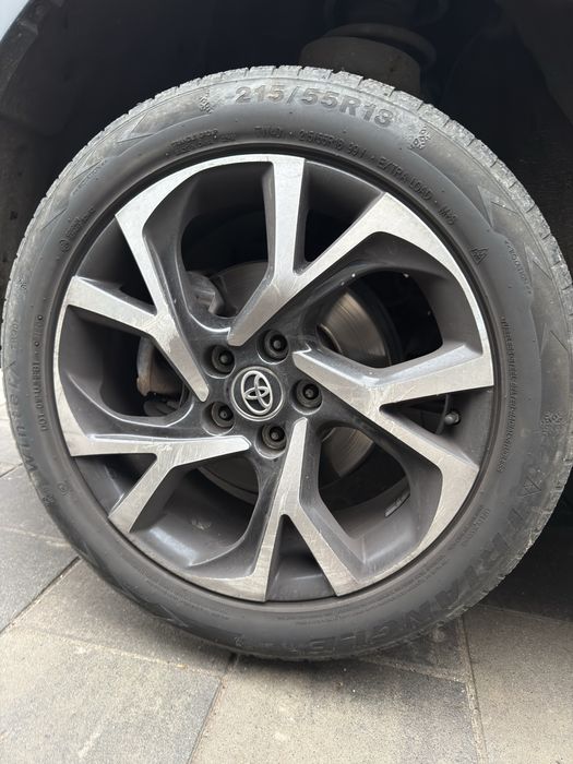 Резина зимова Тріангл Triangle 215/55 R18