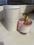 Pink Molecule 090.09 ZARKOPERFUME