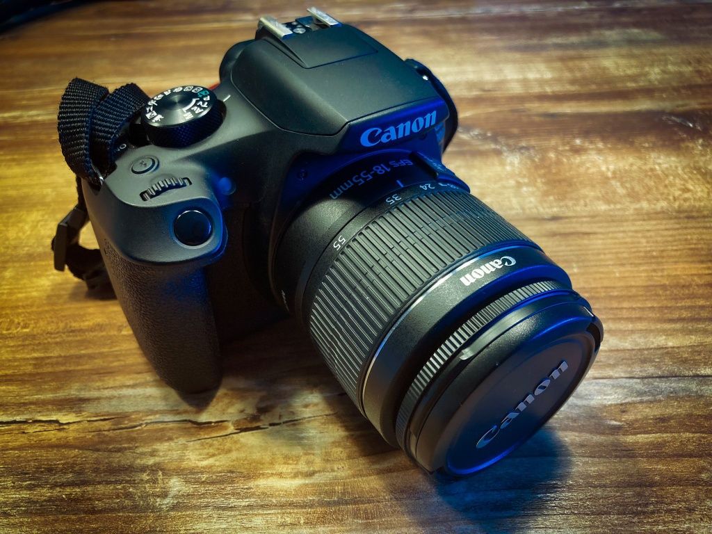 Aparat Canon Eos 1300D + osprzęt
