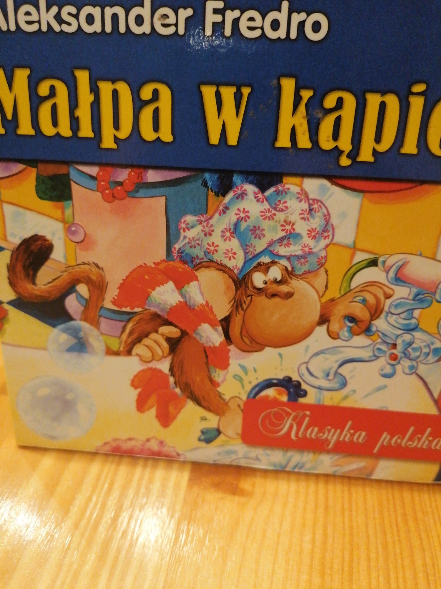 Małpa w kąpieli. Fredro