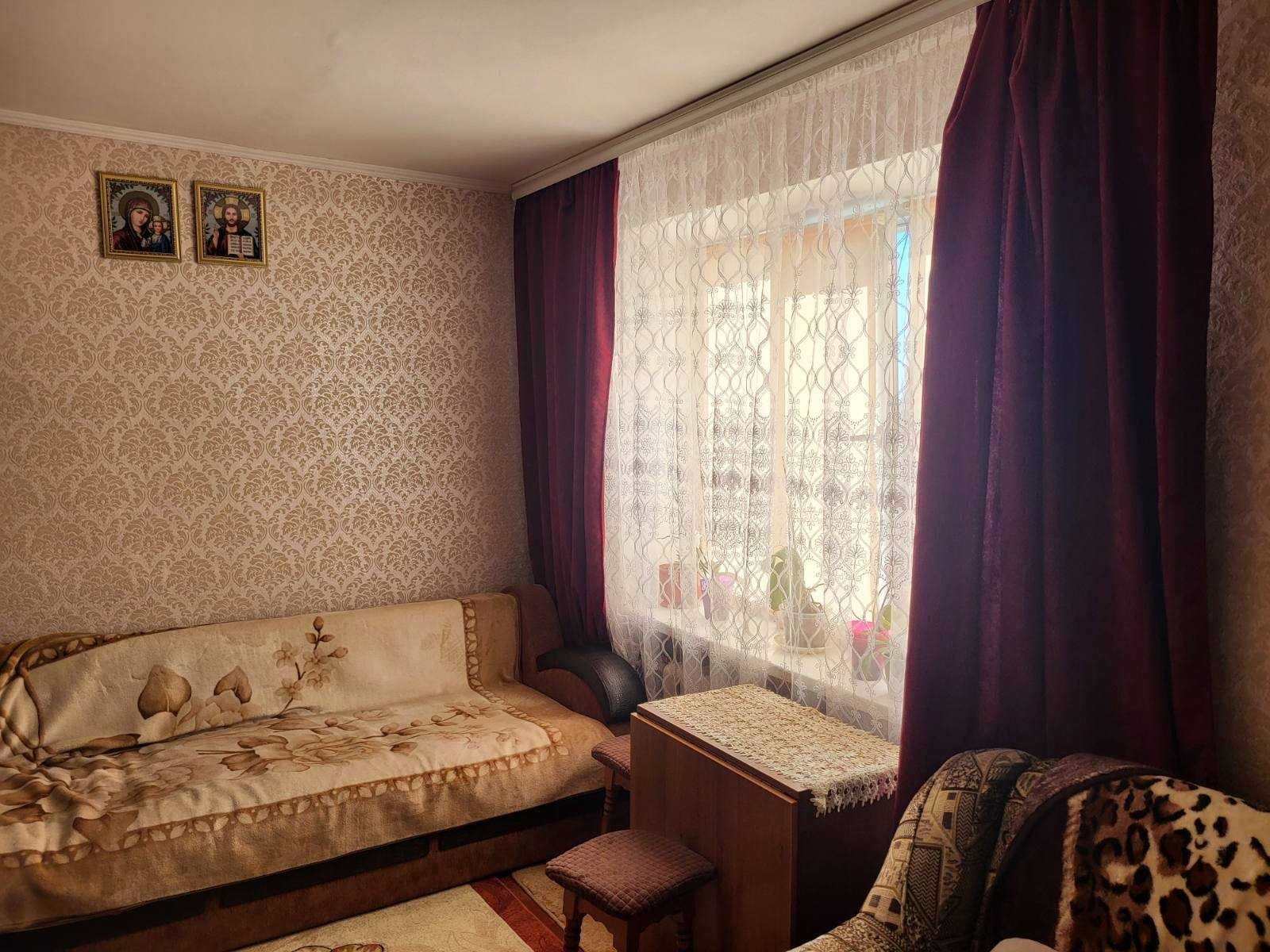 ID: 39820 ВИСТАВКА Простора КІМНАТА в гуртожитку з ремонтом