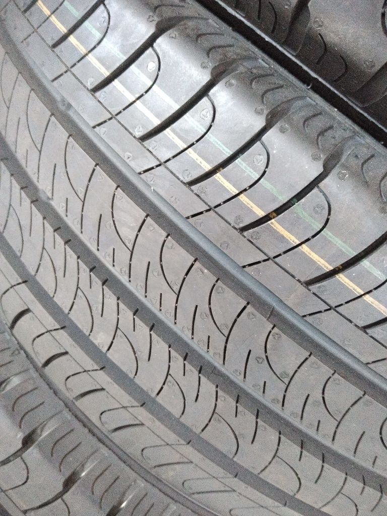 Opony letnie 215/65R16c Goodyear DEMO 2020r