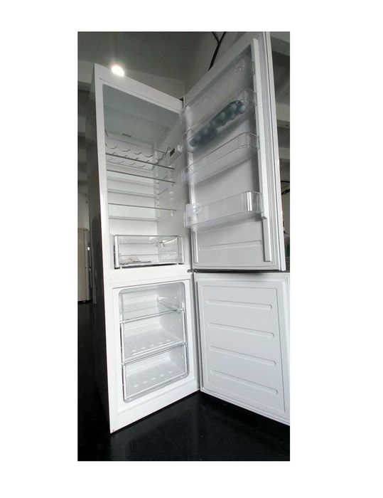 Холодильник бу  Indesit LI9 S1Q W с  морозильной камерой