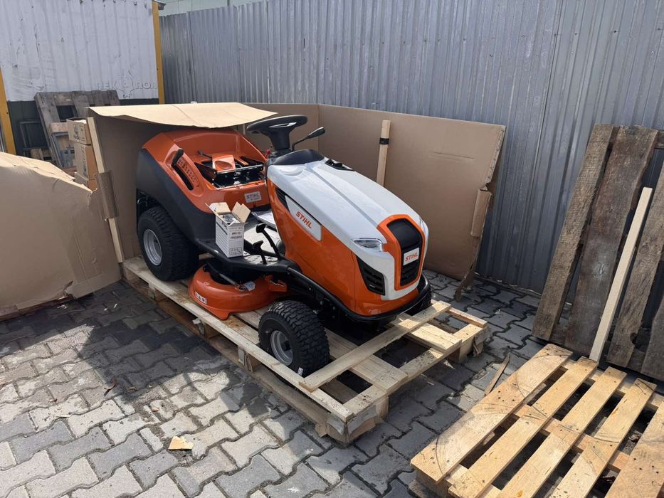 Трактор косарка Stihl