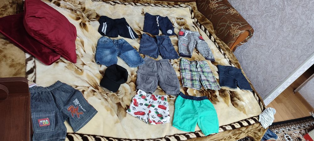 Шорти, фудболка, 104р