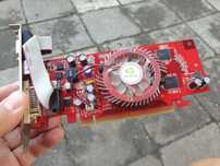 GeForce 7300LE PCI-E 256MB DDR2 TV-OUT DVI sprawna
