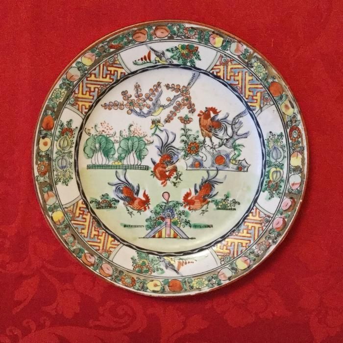 Prato porcelana Chinesa Original Anos 60. Pintura à mão