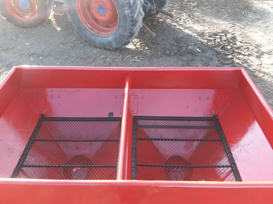 Rozsiewacz dwutalerzowy 1200kg niemiecki do wapna lub nawozu!!!