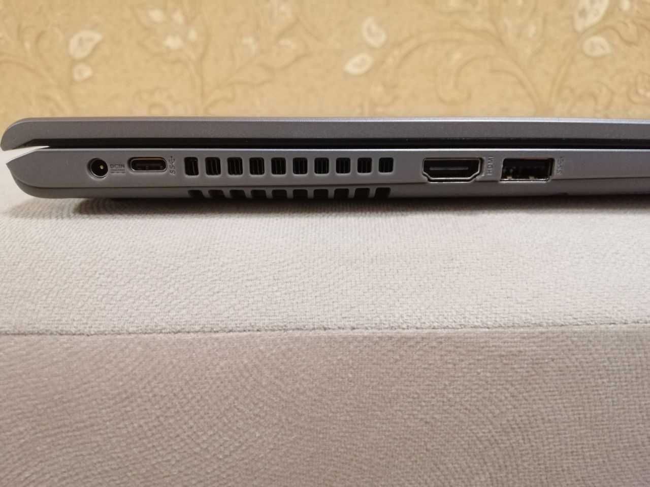 ASUS i5 1135 MX330 16Gb в ідеальному стані (+чохол у подарунок)