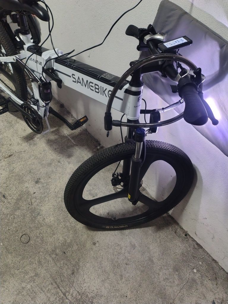 Bicicleta elétrica