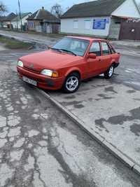 Продам Ford Escort и еще один в подарок