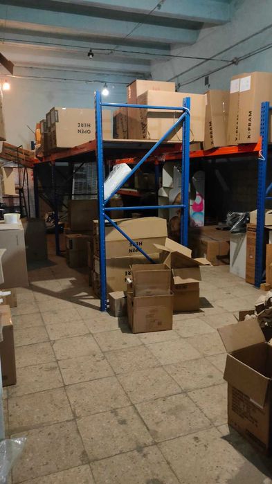 Оренда складського приміщення 217 кв.м. р-н Арсен (Зелена)