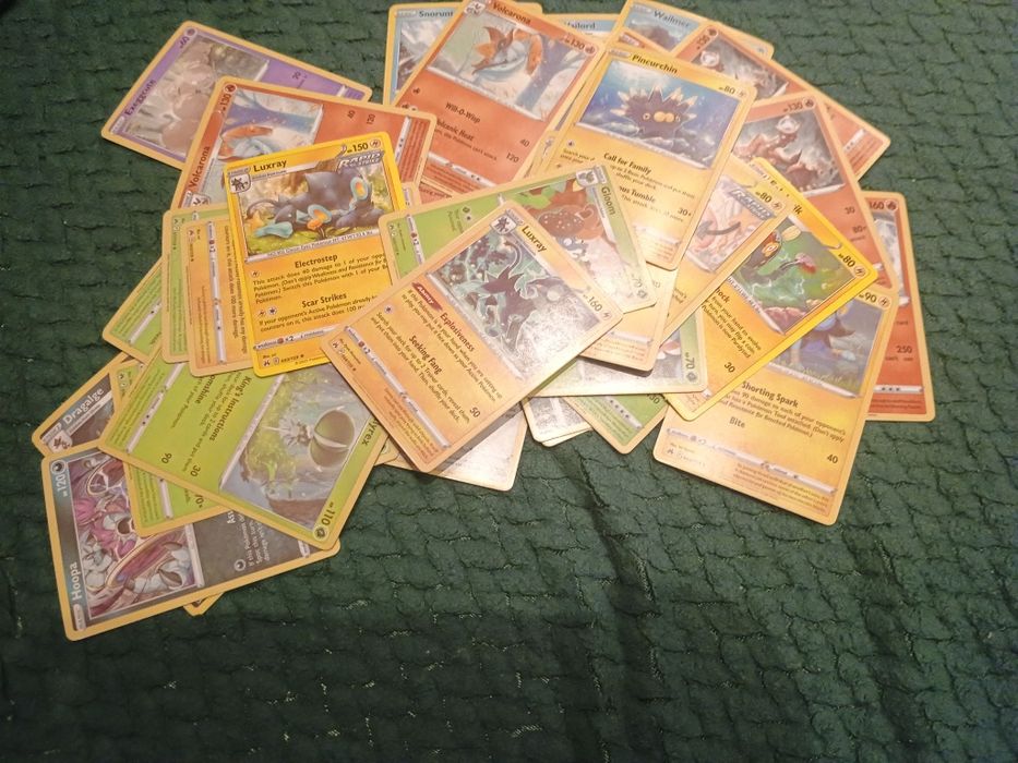 40 szt. kart pokémon