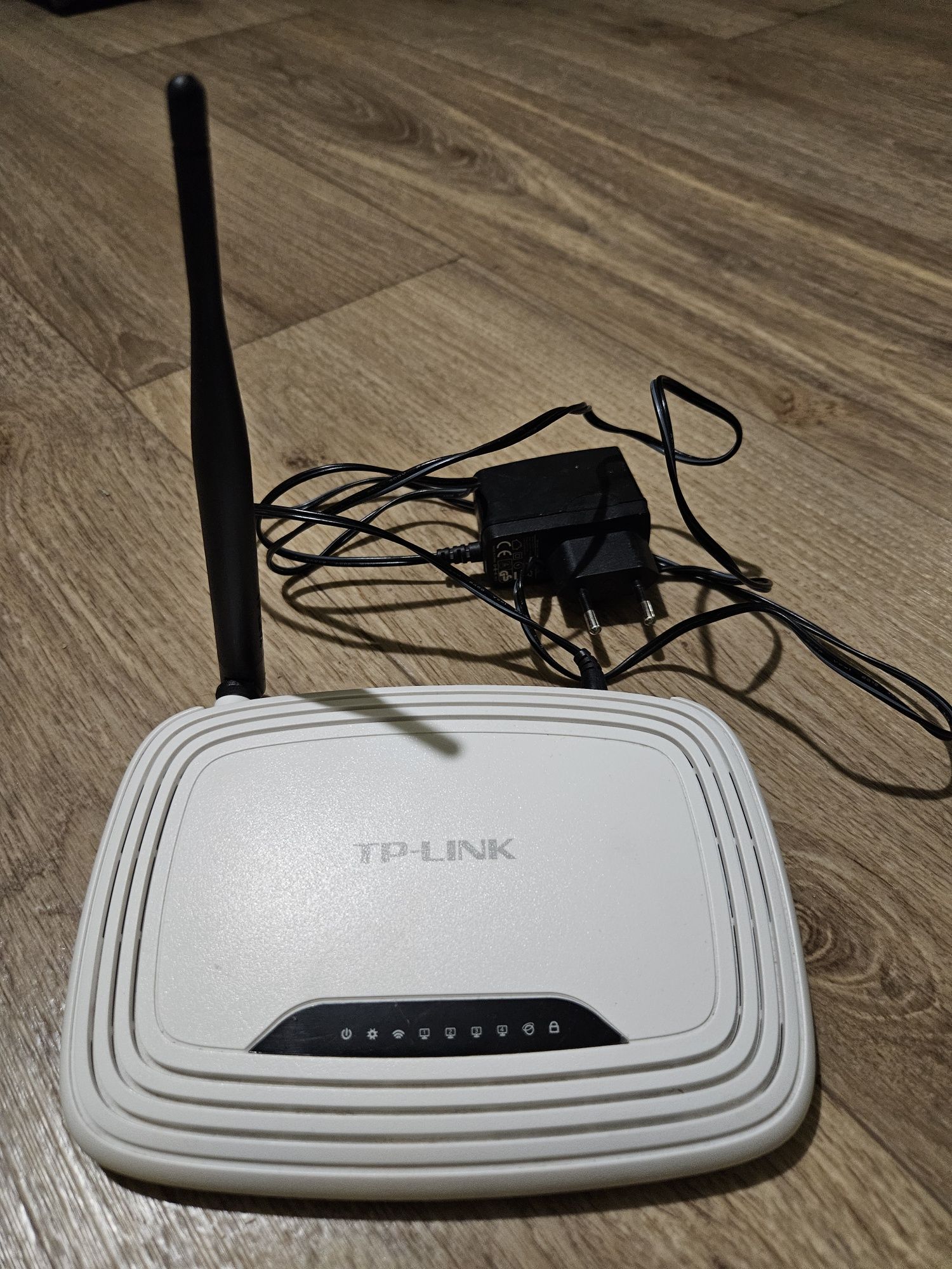 Продам роутер TP-Link TL-WR740N б/в