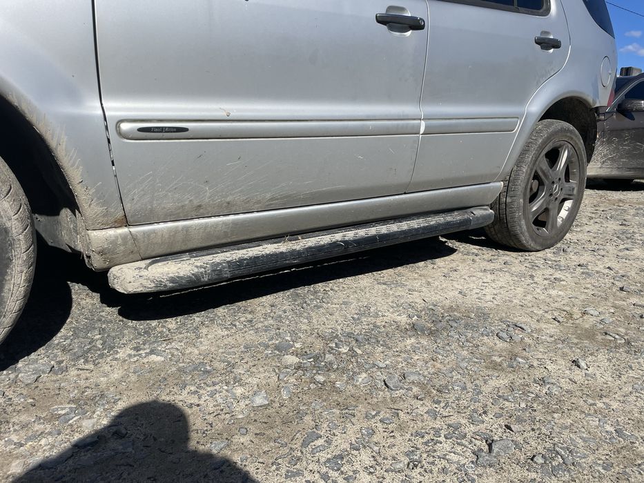 Пороги Mercedes ML163 Підніжна Мерседес w163