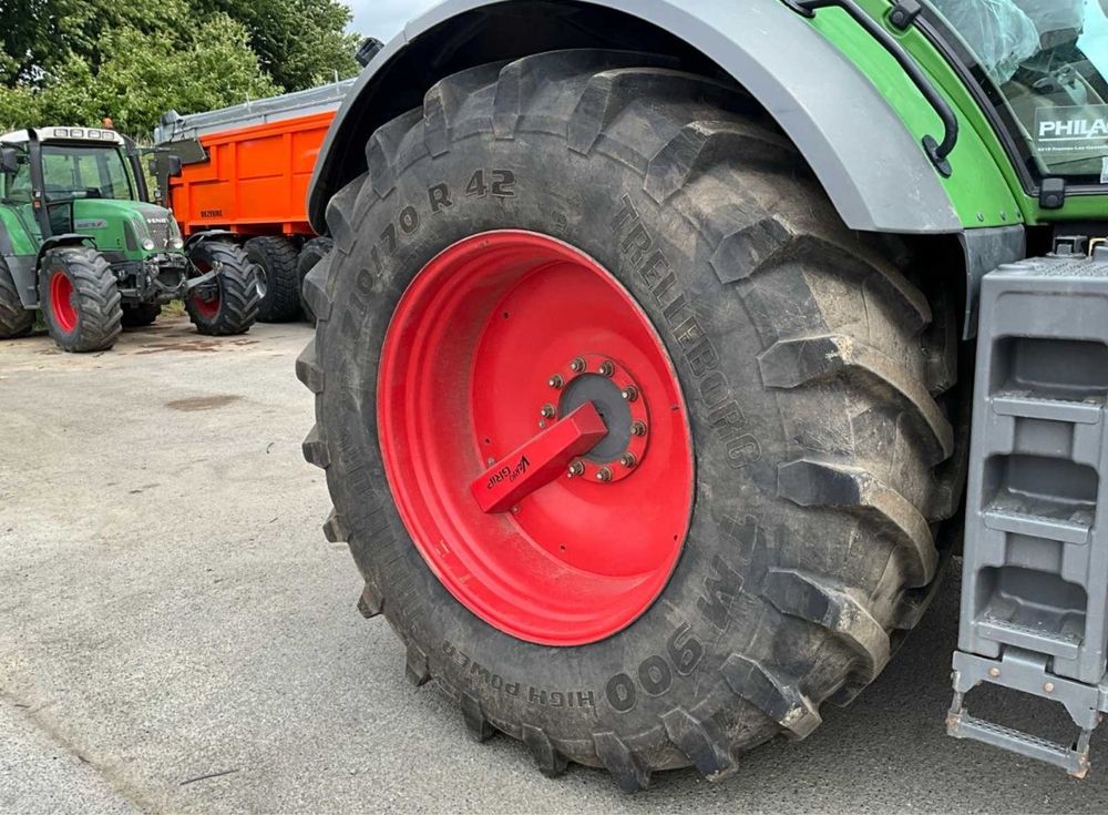 Трактор Fendt 828