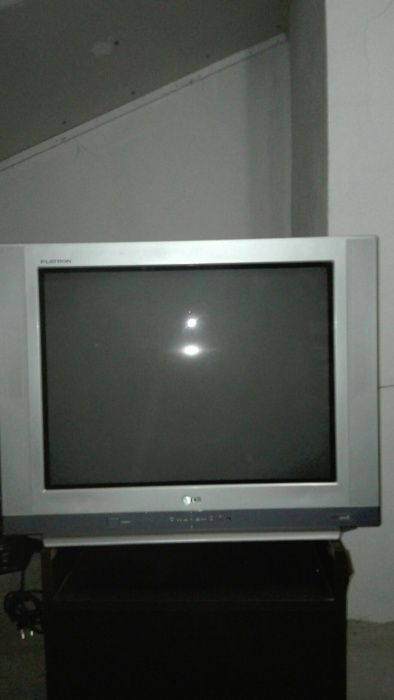 TV LG Flatron ( ecrã plano ) 70 cm