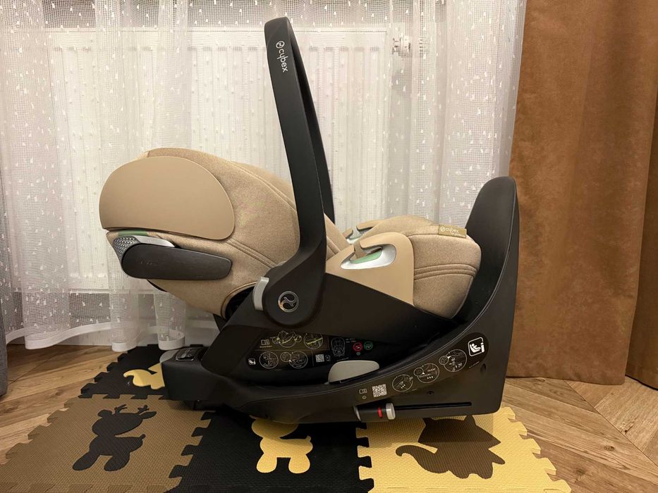 Fotelik Cybex Cloud T i-Size + Baza Cloud T