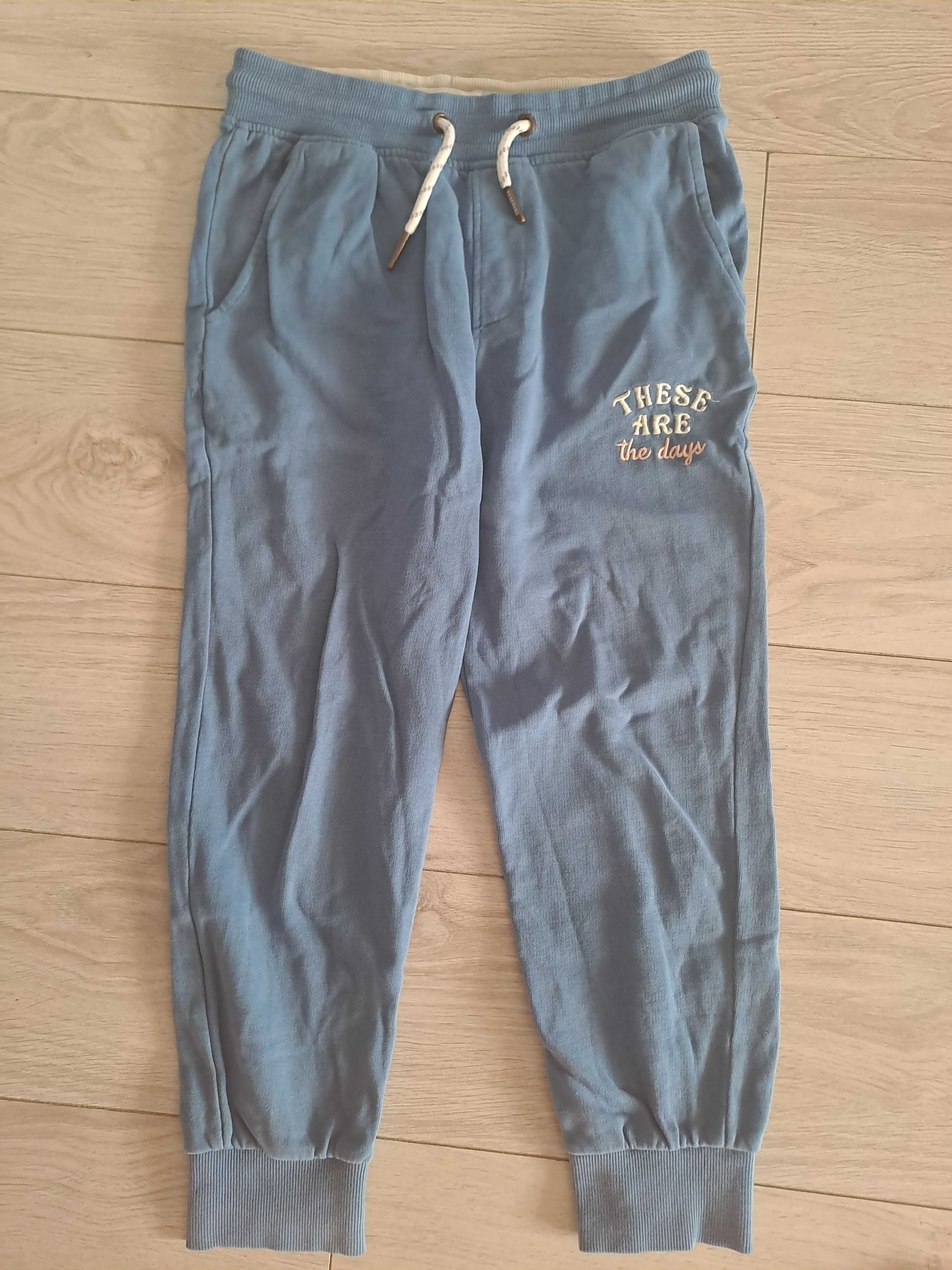 Spodnie dresowe Reserved rozm. 140