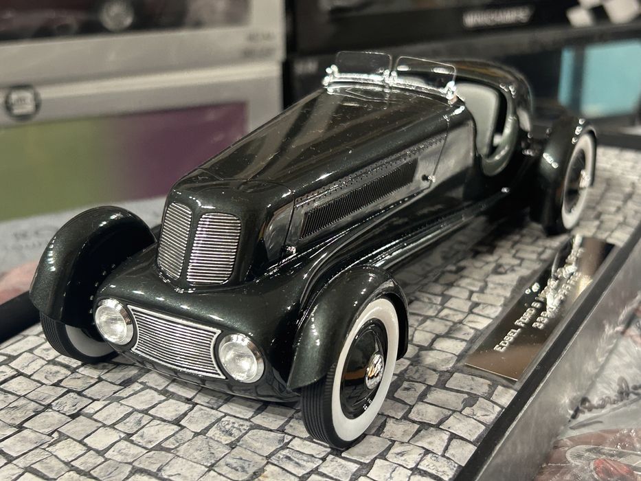 1934 Ford Edsel Model 40 Special Speedater Minichamps 1/18