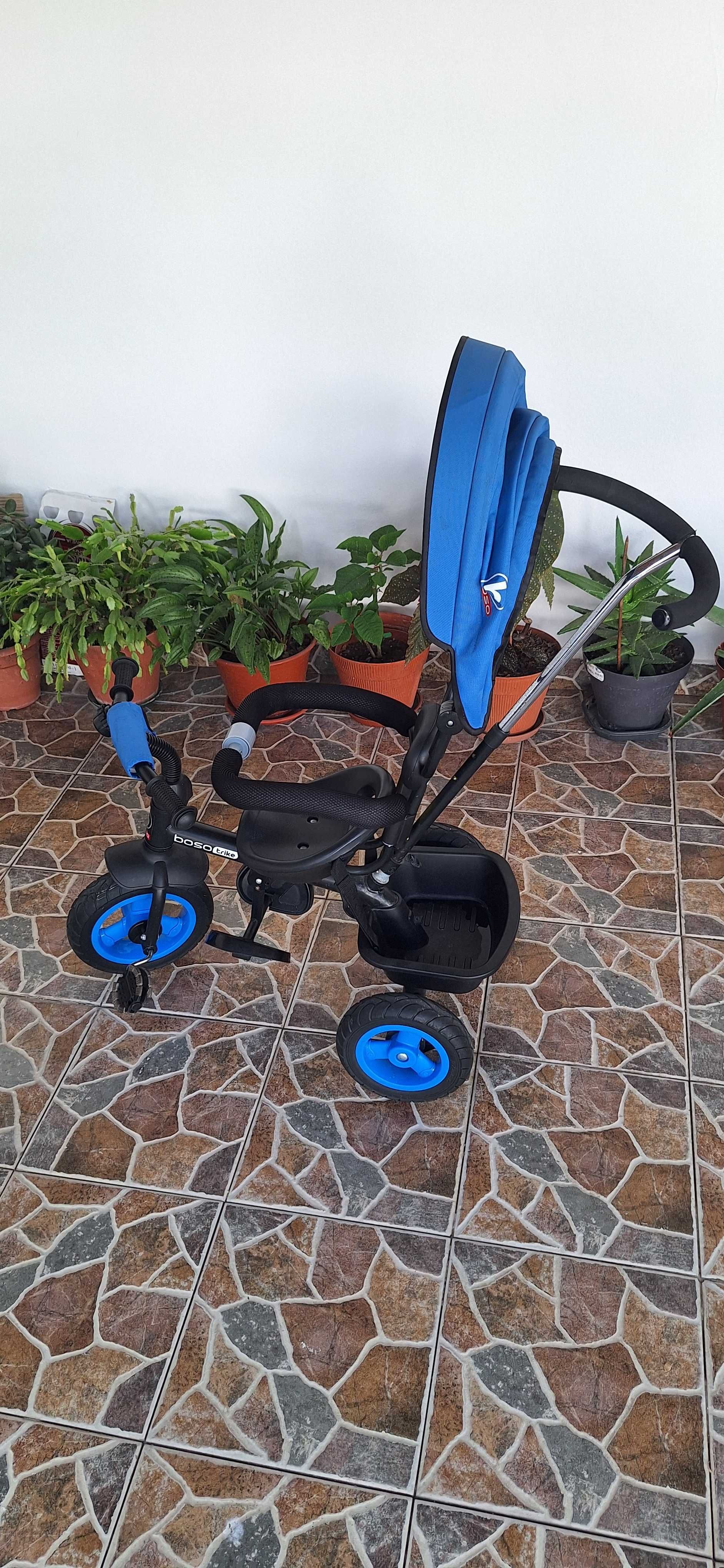 Triciclo criança